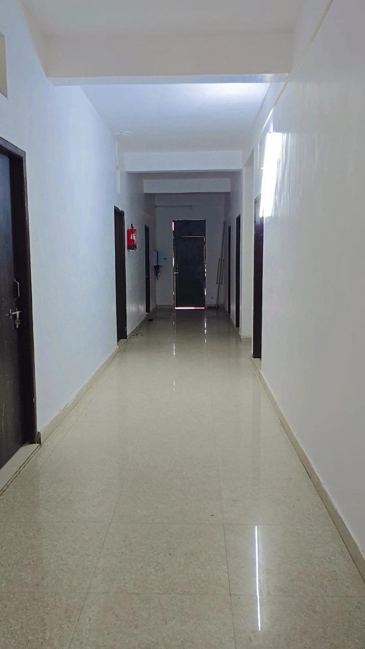 Girls PG behind Santosh Medical College, Ghaziabad