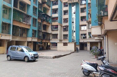 SARVODAY TILOK  1BHK URGENT SALE  NEAR THAKURLY STATION  KINGS REAL ESTATE AGENCY